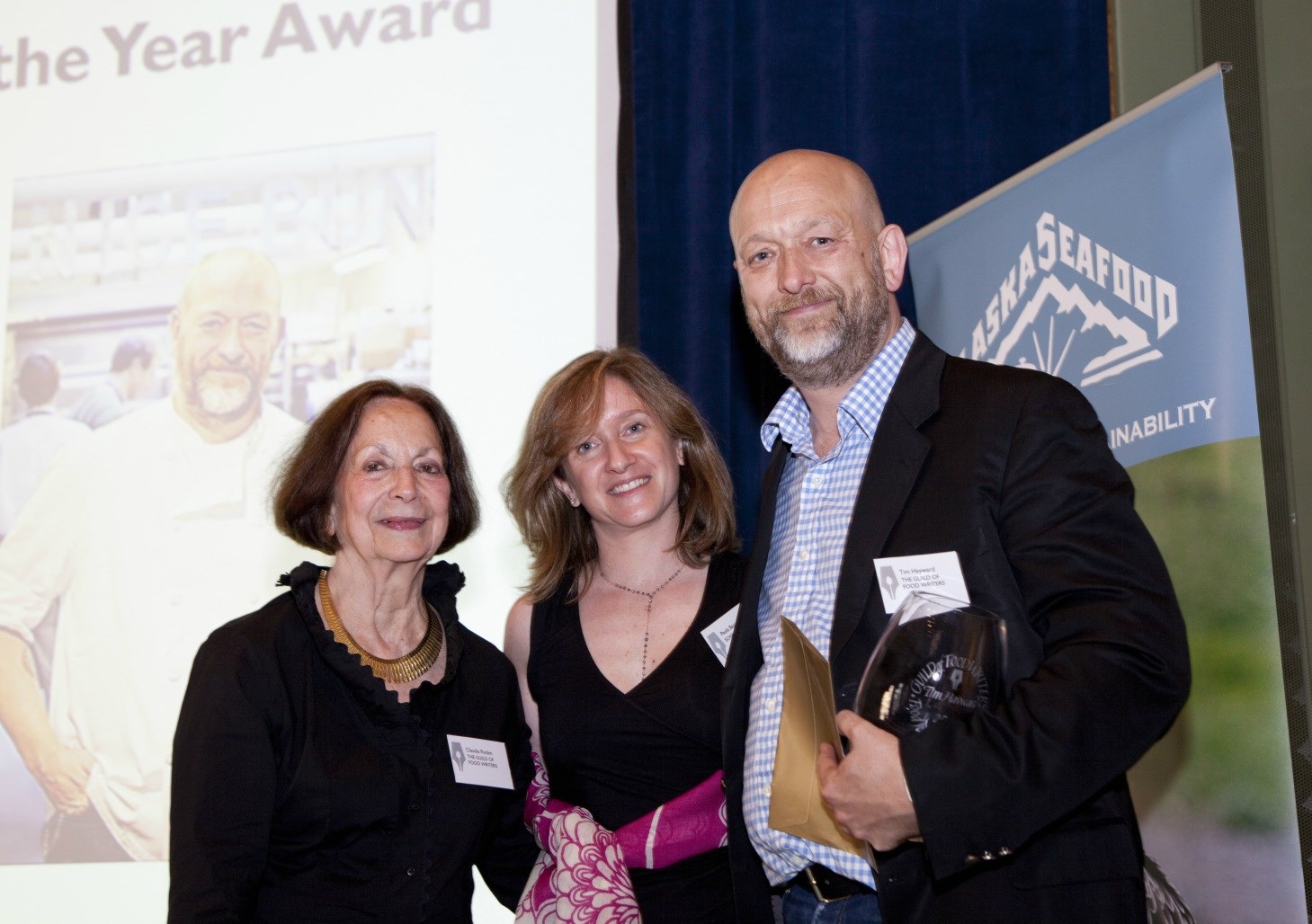 Claudia Roden and Schwartz UK Marketing Director, Paola Bassi presenting Tim Hayward with the Food Journalist of the Year Award (sponsored by Schwartz)